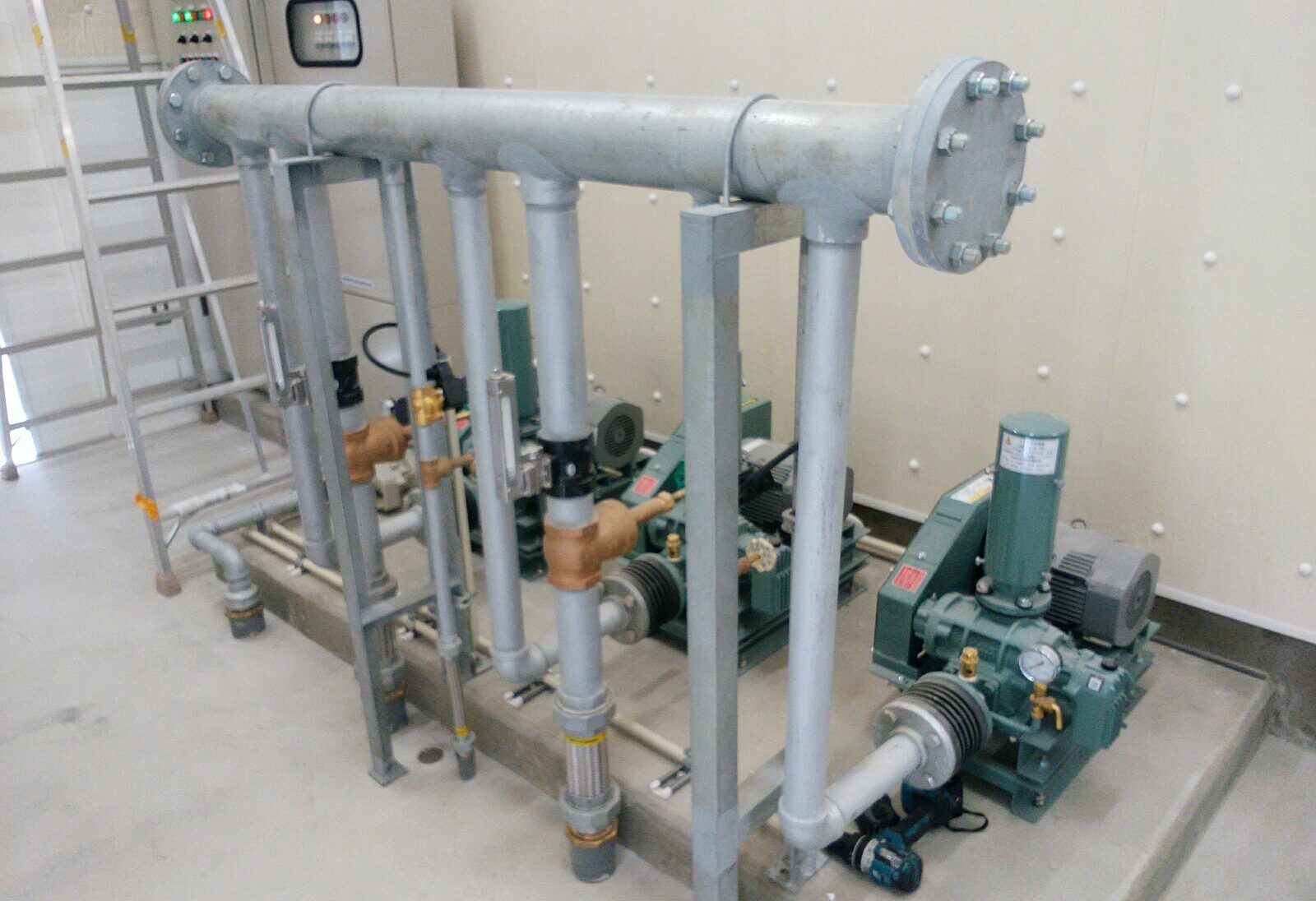 沖縄市立学校給食センター第2調理場  実績ページに写真利用